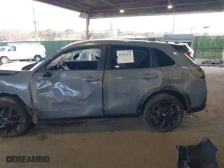 2024 Honda HR-V Sport with VIN 3CZRZ2H55RM781367, listed as a IAAI auction lot 41263431 with 19 mi miles. Bid and sale history available at carsss.com. Image 14.