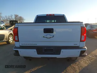 2016 Chevrolet Silverado 1500 LTZ with VIN 3GCUKSEJ2GG324890, listed as a IAAI auction lot 41141398 with 193,362 mi miles. Bid and sale history available at carsss.com. Image 16.