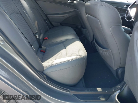 2013 Hyundai Sonata Limited with VIN 5NPEC4AB1DH585765, listed as a IAAI auction lot 42000032 with 179,490 mi miles and . Bid and sale history available at DreamBid. Image 8.
