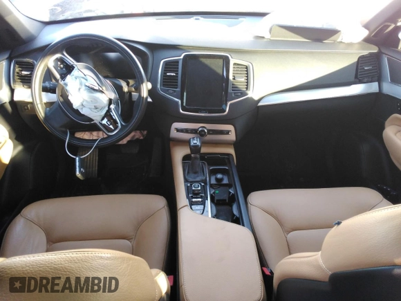 2018 Volvo XC90 Momentum with VIN YV4102CK4J1341651, listed as a Copart auction lot 81478924 with 0 mi miles and Salvage Title. Bid and sale history available at carsss.com. Image 8.