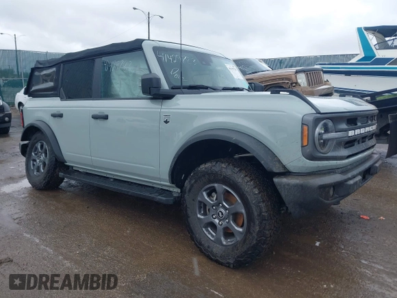 2022 Ford Bronco with VIN 1FMDE5BH2NLB16269, listed as a IAAI auction lot 41429783 with 65,761 mi miles. Bid and sale history available at carsss.com. Image 1.