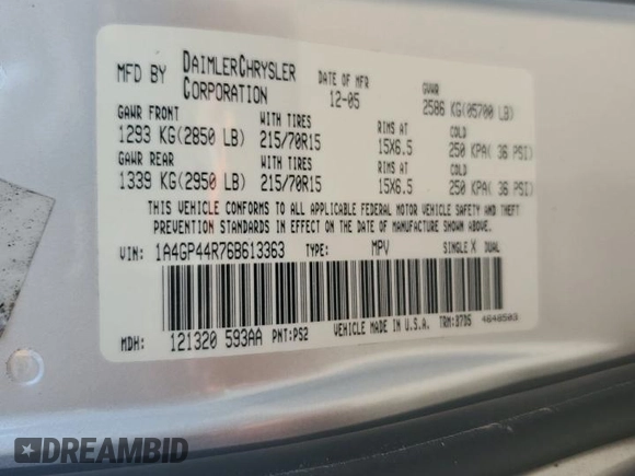 2005 Dodge Caravan SE with VIN 1D4GP25B25B224935, listed as a Copart auction lot 65548624 with 151,914 mi miles and Salvage title. Bid and sale history available at DreamBid. Image 13.