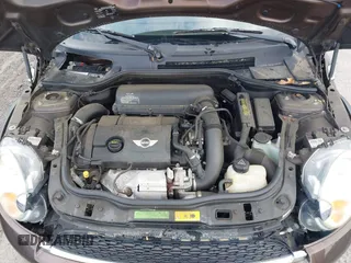 2011 MINI Convertible S with VIN WMWZP3C50BTX84044, listed as a IAAI auction lot 42669717 with Not provided miles and . Bid and sale history available at DreamBid. Image 10.