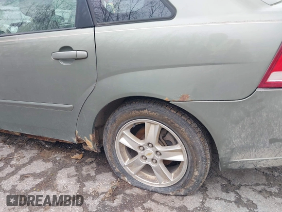 2005 Chevrolet Malibu Maxx LS z VIN 1G1ZT62805F185667, wystawiony jako IAAI lot #42201296 z przebiegiem 190 893 mil mil oraz . Historia ofert i sprzedaży dostępna na DreamBid. Obrazek 15.