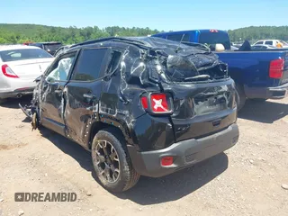 2023 Jeep Renegade Latitude z VIN ZACNJDB13PPP69738, wystawiony jako IAAI lot #42293470 z przebiegiem Nie podano mil oraz . Historia ofert i sprzedaży dostępna na DreamBid. Obrazek 3.