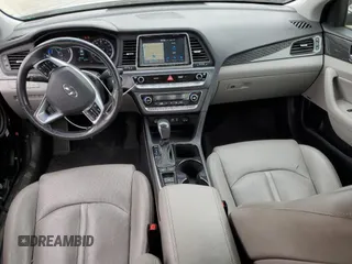2018 Hyundai Sonata Hybrid Limited with VIN KMHE34L37JA087056, listed as a Copart auction lot 70388523 with 92,778 mi miles. Bid and sale history available at carsss.com. Image 8.