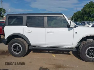2023 Ford Bronco z VIN 1FMEE5DP2PLB01735, wystawiony jako IAAI lot #42687705 z przebiegiem 40 284 mil mil oraz . Historia ofert i sprzedaży dostępna na DreamBid. Obrazek 13.