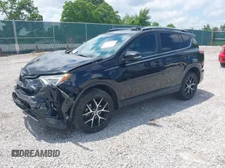 2017 Toyota RAV4 SE z VIN 2T3JFREV2HW677084, wystawiony jako IAAI lot #42236638 z przebiegiem 107 343 mil mil oraz . Historia ofert i sprzedaży dostępna na DreamBid. Obrazek 17.