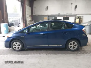 2010 Toyota Prius II with VIN JTDKN3DUXA0197379, listed as a IAAI auction lot 41915351 with 239,945 mi miles. Bid and sale history available at carsss.com. Image 14.