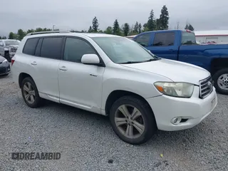 2008 Toyota Highlander Sport with VIN JTEES43A882105411, listed as a IAAI auction lot 42688256 with 131,399 mi miles and . Bid and sale history available at DreamBid. Image 1.