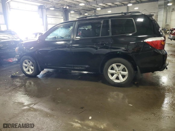 2010 Toyota Highlander SE with VIN 5TDJK3EH7AS037706, listed as a Copart auction lot 45702795 with 239,331 mi miles and Salvage Title. Bid and sale history available at carsss.com. Image 2.