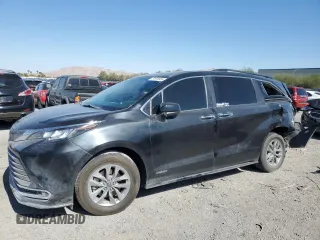 2021 Toyota Sienna XLE with VIN 5TDYRKEC1MS064669, listed as a Copart auction lot 57818955 with 120,181 mi miles and Salvage title. Bid and sale history available at DreamBid. Image 1.