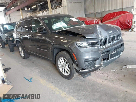 2025 Jeep Grand Cherokee Laredo z VIN 1C4RJKAG4S8631317, wystawiony jako IAAI lot #42141508 z przebiegiem 6 210 mil mil oraz . Historia ofert i sprzedaży dostępna na DreamBid. Obrazek 1.