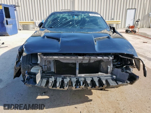 2015 Dodge Challenger SXT Plus z VIN 2C3CDZBG2FH723521, wystawiony jako Copart lot #52642195 z przebiegiem 145 834 mil mil oraz Szkoda całkowita • Salvage title. Historia ofert i sprzedaży dostępna na DreamBid. Obrazek 5.
