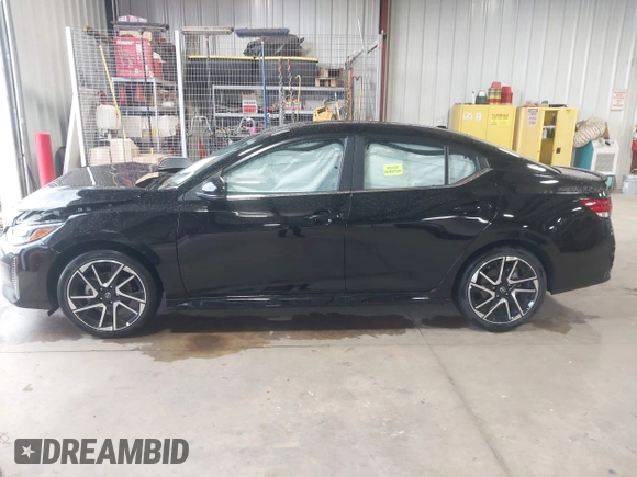 2025 Nissan Sentra SR with VIN 3N1AB8DV2SY306941, listed as a IAAI auction lot 42194726 with 2,509 mi miles and . Bid and sale history available at DreamBid. Image 14.