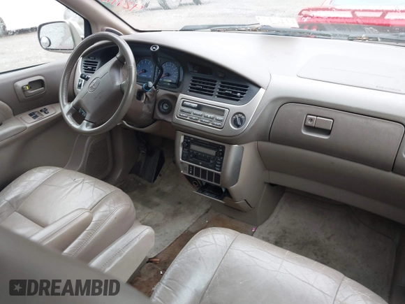 2001 Toyota Sienna LE with VIN 4T3ZF13CX1U367504, listed as a IAAI auction lot 42111583 with 302,801 mi miles and . Bid and sale history available at DreamBid. Image 5.