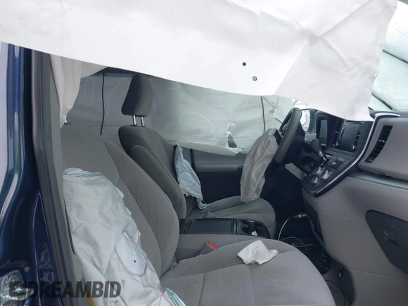 2018 Toyota Sienna LE Auto Access Seat with VIN 5TDKZ3DC3JS905514, listed as a IAAI auction lot 41591539 with 1 mi miles. Bid and sale history available at carsss.com. Image 5.