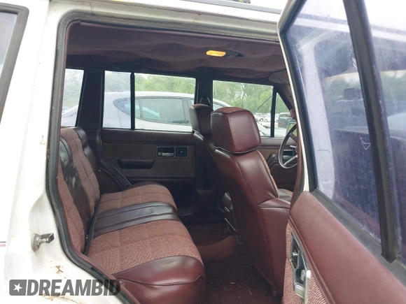 1991 Jeep Cherokee with VIN 1J4FJ58S3ML563620, listed as a IAAI auction lot 42131093 with 198,942 mi miles and . Bid and sale history available at DreamBid. Image 8.