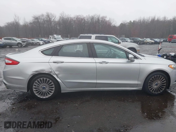 2013 Ford Fusion SE with VIN 3FA6P0HR4DR311449, listed as a IAAI auction lot 41860217 with 178,732 mi miles. Bid and sale history available at carsss.com. Image 17.