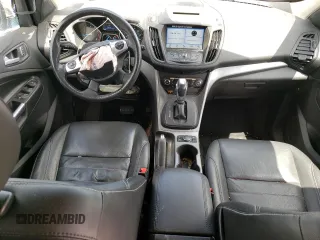 2016 Ford Escape SE z VIN 1FMCU9G9XGUC27074, wystawiony jako Copart lot #55788625 z przebiegiem 106 990 mil mil oraz Szkoda całkowita • Salvage title. Historia ofert i sprzedaży dostępna na DreamBid. Obrazek 8.