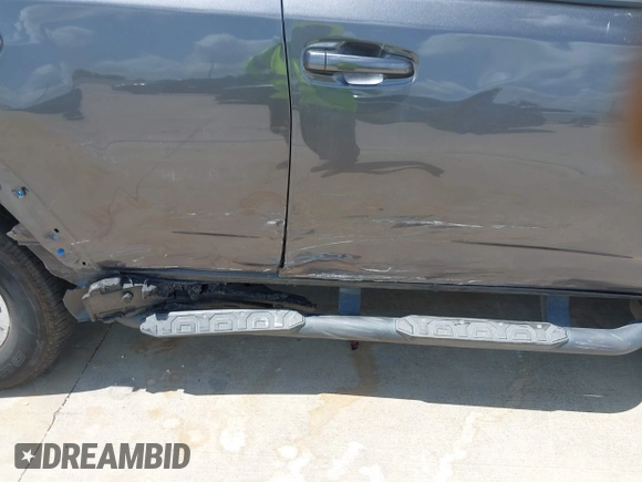 2020 Toyota 4Runner SR5 with VIN JTEZU5JR7L5224133, listed as a IAAI auction lot 42454918 with 116,014 mi miles and . Bid and sale history available at DreamBid. Image 18.