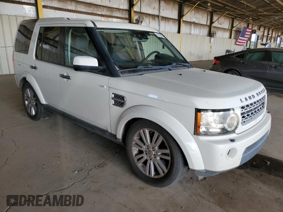 2010 Land Rover LR4 HSE with VIN SALAG2D47AA532147, listed as a Copart auction lot 52232085 with 110,797 mi miles and Clean title. Bid and sale history available at DreamBid. Image 4.