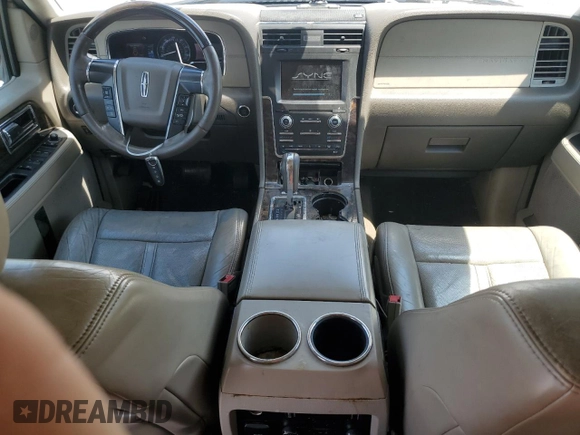 2015 Lincoln Navigator z VIN 5LMJJ3HT2FEJ04284, wystawiony jako Copart lot #53543895 z przebiegiem 208 909 mil mil oraz Szkoda całkowita • Salvage title. Historia ofert i sprzedaży dostępna na DreamBid. Obrazek 8.