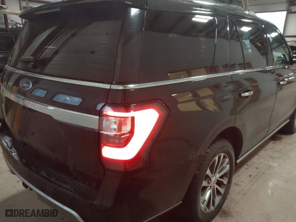 2018 Ford Expedition Limited with VIN 1FMJU2AT7JEA53212, listed as a IAAI auction lot 41482688 with 117,756 mi miles. Bid and sale history available at carsss.com. Image 4.