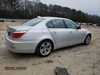 2009 BMW 5 Series 528i with VIN WBANU53599C121844, listed as a Copart auction lot 87062774 with 111,240 mi miles and Salvage Title. Bid and sale history available at carsss.com. Image 3.