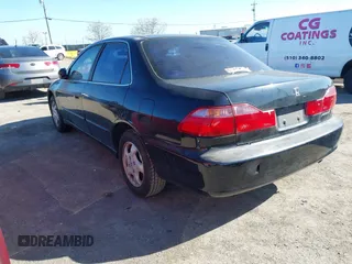 2000 Honda Accord EX z VIN JHMCG6672YC033056, wystawiony jako IAAI lot #41866960 z przebiegiem 217 289 mil mil oraz . Historia ofert i sprzedaży dostępna na DreamBid. Obrazek 3.