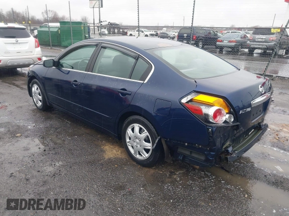 2012 Nissan Altima 2.5 S with VIN 1N4AL2AP5CC239250, listed as a IAAI auction lot 41554436 with 131,122 mi miles. Bid and sale history available at carsss.com. Image 3.