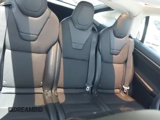 2016 Tesla Model X 70D z VIN 5YJXCAE29GF002170, wystawiony jako IAAI lot #42334842 z przebiegiem 119 104 mil mil oraz . Historia ofert i sprzedaży dostępna na DreamBid. Obrazek 8.