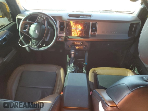 2022 Ford Bronco with VIN 1FMEE5BP8NLB30916, listed as a Copart auction lot 54632415 with 33,316 mi miles and Salvage title. Bid and sale history available at DreamBid. Image 8.