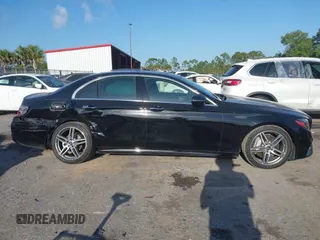 2018 Mercedes-Benz E-Class E 300 with VIN WDDZF4JB2JA328888, listed as a IAAI auction lot 41801938 with 33,470 mi miles. Bid and sale history available at carsss.com. Image 14.