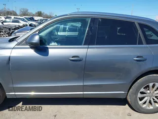 2013 Audi Q5 Premium with VIN WA1CFAFP7DA009262, listed as a IAAI auction lot 41730275 with 136,831 mi miles. Bid and sale history available at carsss.com. Image 14.