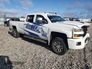 2017 Chevrolet Silverado 3500HD LTZ with VIN 1GC4K0EY3HF208151, listed as a Copart auction lot 78502914 with 196,192 mi miles and Salvage Title. Bid and sale history available at carsss.com. Image 4.