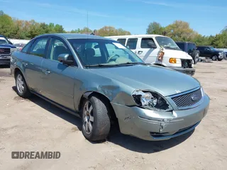 2005 Ford Five Hundred SE z VIN 1FAFP23185G168799, wystawiony jako IAAI lot #42202907 z przebiegiem Nie podano mil oraz . Historia ofert i sprzedaży dostępna na DreamBid. Obrazek 6.