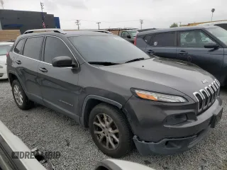 2015 Jeep Cherokee Latitude with VIN 1C4PJLCB6FW766637, listed as a Copart auction lot 53584485 with 128,168 mi miles and Salvage Title. Bid and sale history available at carsss.com. Image 4.