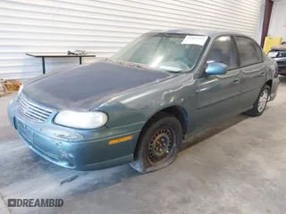 1998 Chevrolet Malibu with VIN 1G1ND52M9W6136164, listed as a IAAI auction lot 41881361 with 164,280 mi miles. Bid and sale history available at carsss.com. Image 2.