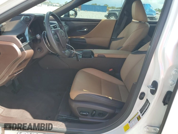 2021 Lexus ES 350 with VIN 58ADZ1B10MU089042, listed as a Copart auction lot 62071455 with 28,042 mi miles and Salvage title. Bid and sale history available at DreamBid. Image 7.