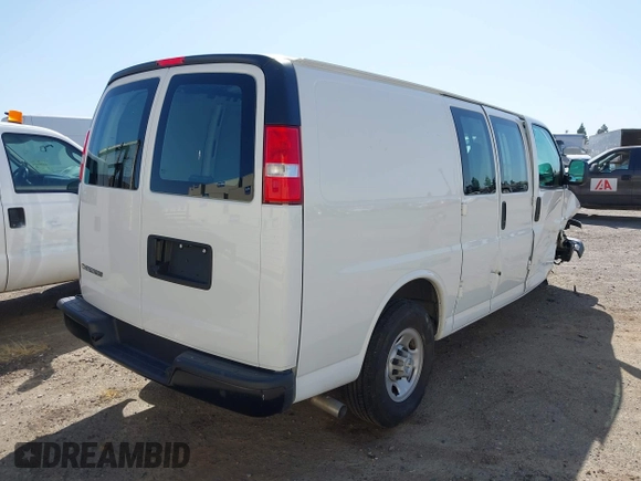 2023 Chevrolet Express Cargo с VIN 1GCWGAFP2P1109998, выставлен на аукционе IAAI как лот 42328435 с пробегом 5 258 миль миль и . История ставок и продаж доступна на DreamBid. Изображение 4.