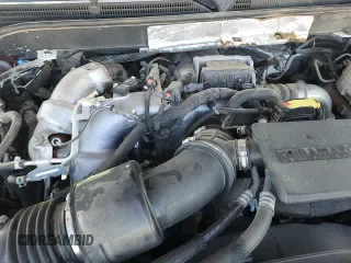 2019 Chevrolet Silverado 3500 с VIN 1GB4KVCY6KF114079, выставлен на аукционе Copart как лот 69431665 с пробегом 115 432 миль миль и Списание • Salvage title. История ставок и продаж доступна на DreamBid. Изображение 13.