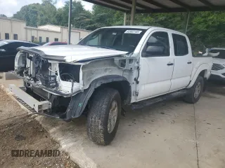 2011 Toyota Tacoma PreRunner z VIN 5TFJU4GN2BX009276, wystawiony jako Copart lot #60983165 z przebiegiem 229 816 mil mil oraz Szkoda całkowita • Salvage title. Historia ofert i sprzedaży dostępna na DreamBid. Obrazek 1.