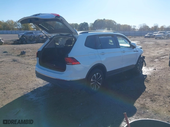 2024 Volkswagen Tiguan S with VIN 3VVRB7AX3RM146054, listed as a IAAI auction lot 41070662 with 4,756 mi miles. Bid and sale history available at carsss.com. Image 4.