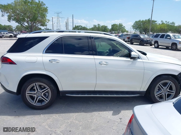 2022 Mercedes-Benz GLE with VIN 4JGFB5KB0NA659872, listed as a IAAI auction lot 41951366 with 15,353 mi miles. Bid and sale history available at carsss.com. Image 13.