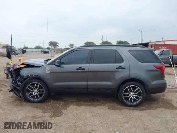 2016 Ford Explorer Sport with VIN 1FM5K8GT0GGA24777, listed as a IAAI auction lot 42306199 with 172,902 mi miles and . Bid and sale history available at DreamBid. Image 15.