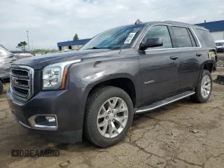 2016 GMC Yukon SLT z VIN 1GKS2BKC8GR183213, wystawiony jako Copart lot #54515935 z przebiegiem 106 856 mil mil oraz Czysty tytuł • Clean title. Historia ofert i sprzedaży dostępna na DreamBid. Obrazek 1.