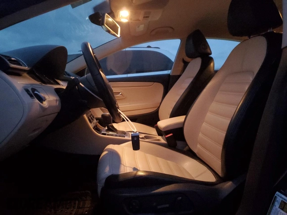 2012 Volkswagen CC Sport with VIN WVWMP7AN8CE507719, listed as a Copart auction lot 85409024 with 83,262 mi miles and Clean Title. Bid and sale history available at DreamBid. Image 7.