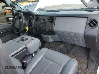 2016 Ford Super Duty F-250 SRW XL with VIN 1FTBF2A65GEB30391, listed as a Copart auction lot 84386904 with 155,898 mi miles and Salvage Title. Bid and sale history available at carsss.com. Image 8.