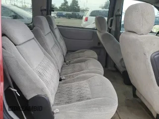 2003 Chevrolet Venture 1SA z VIN 1GNDX03E23D186939, wystawiony jako Copart lot #72334894 z przebiegiem 184 043 mil mil oraz Szkody całkowita. Historia ofert i sprzedaży dostępna na DreamBid. Obrazek 11.